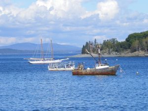 Bar Harbor, Maine BarHarbor93009 075 300x225 Spring is in the Air ...